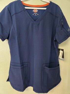 Dickies Women’s V-Neck Top